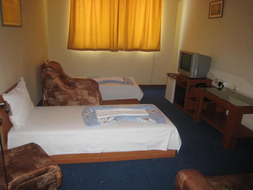 Family Hotel Familya Ruse Habitación foto